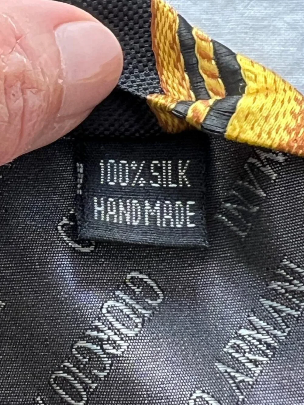 Vintage Giorgio Armani 4
